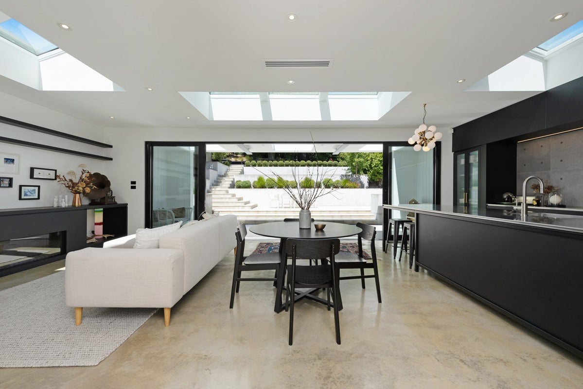 17 Hataitai Road, Hataitai, Wellington - Carousel 2