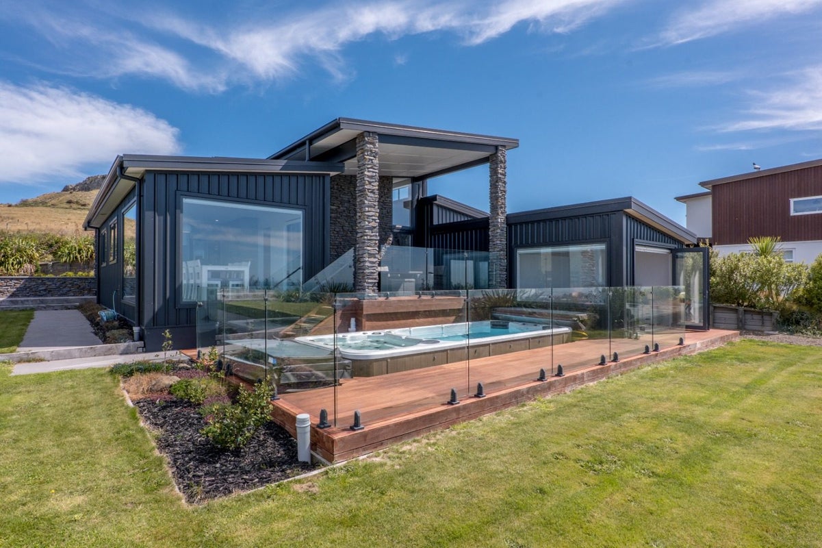 1 Ridgeway Place, Richmond Hill, Christchurch - Carousel 29