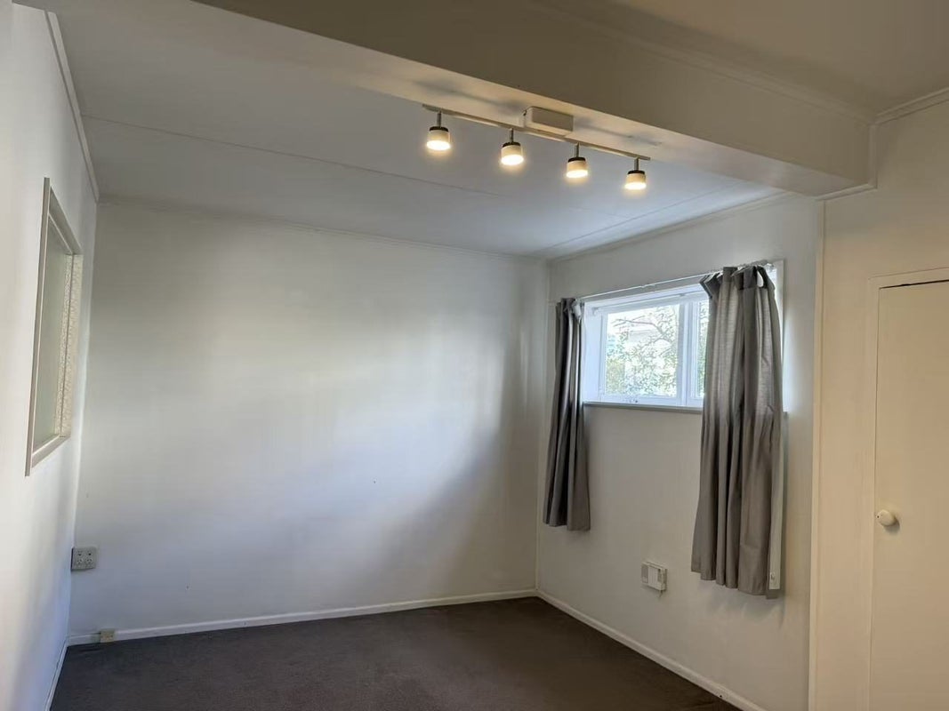 2/16 Lake Pupuke Drive, Takapuna, Auckland - Carousel 7