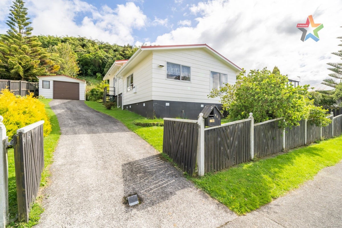 251 Major Drive, Kelson, Lower Hutt - Carousel 1