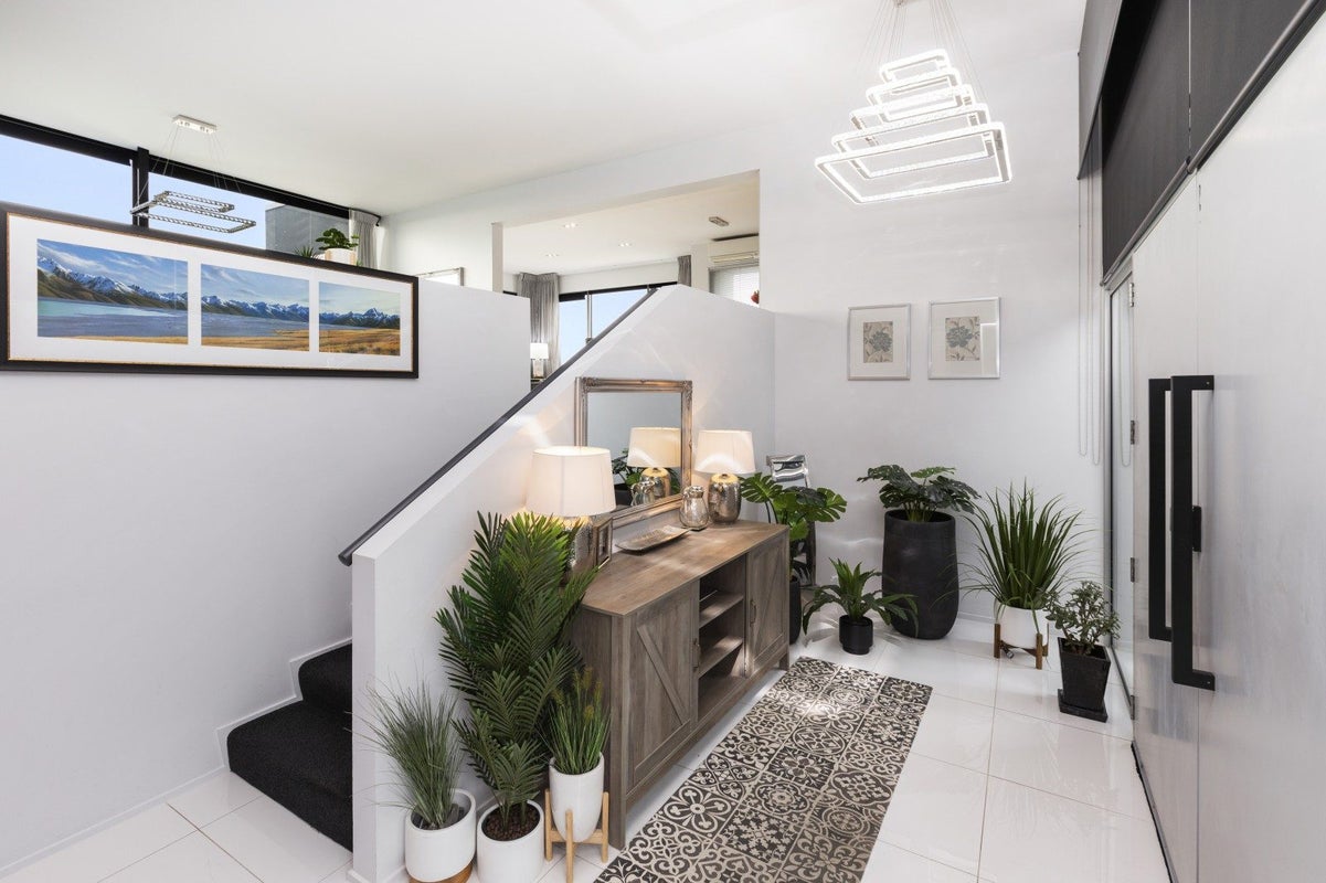 12 Harry Ell Drive, Cashmere, Christchurch - Carousel 2