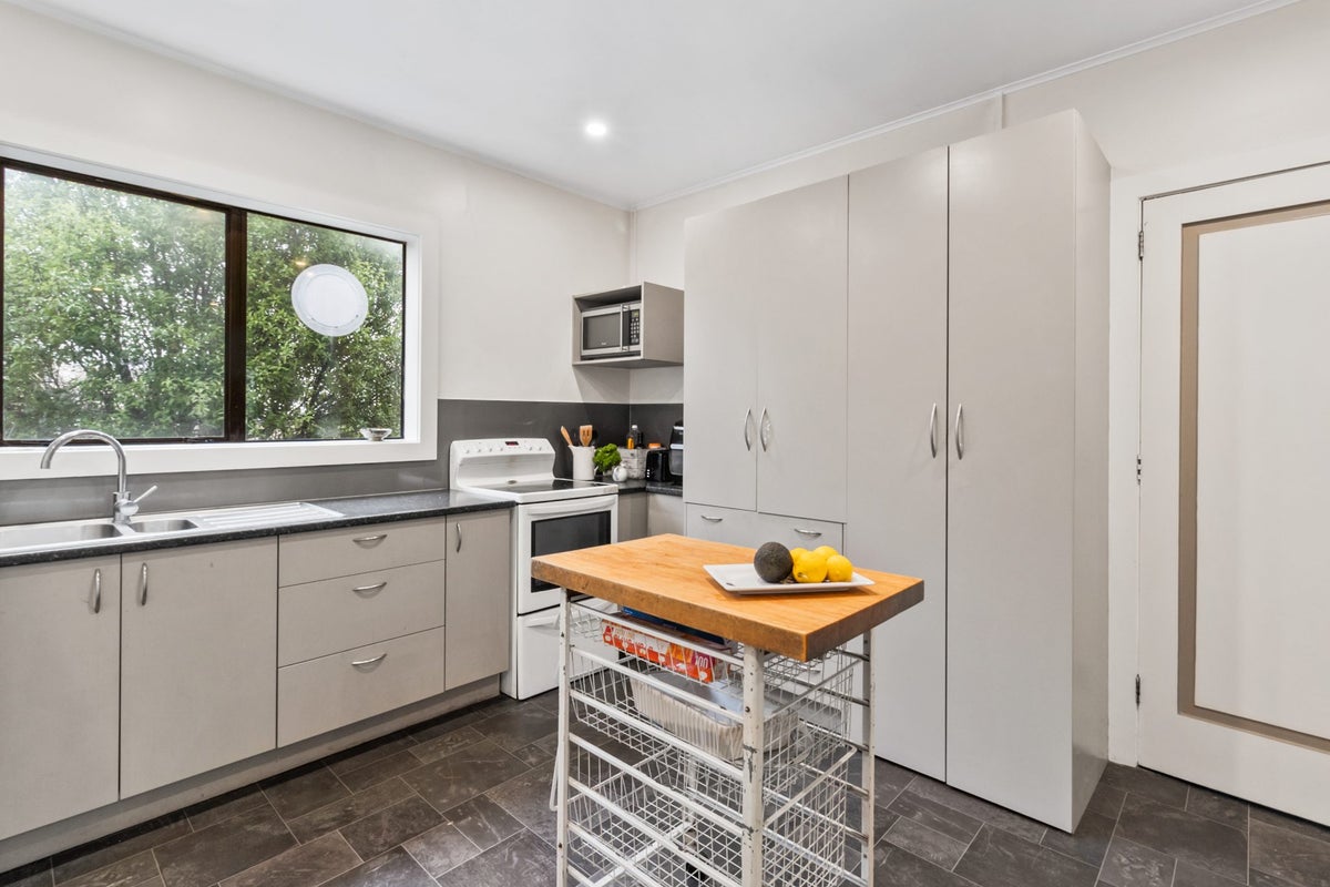 34 Melton Street, Watlington, Timaru - Carousel 2