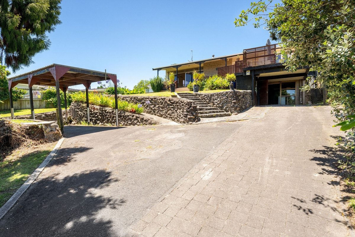 200 Welcome Bay Road, Welcome Bay, Tauranga - Carousel 1