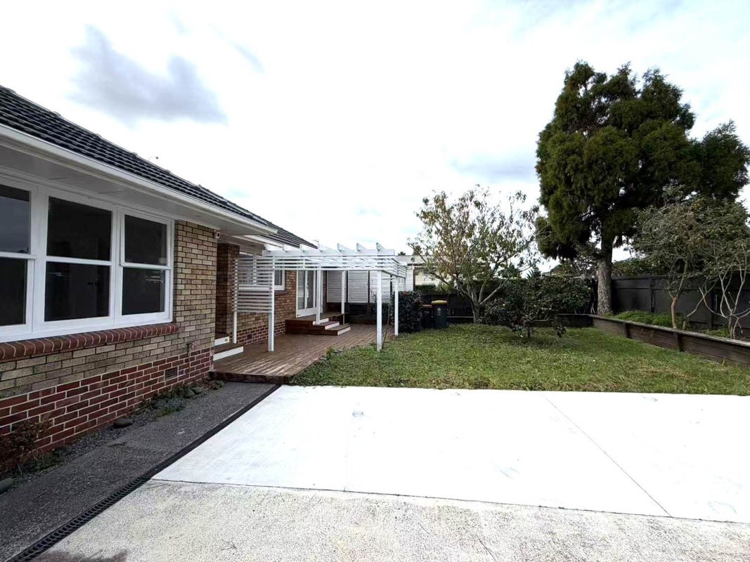 1/35 Bradbury Road, Highland Park, Auckland - Carousel 29