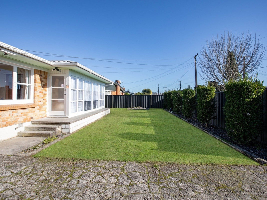 28 Mears Road, St Andrews, Hamilton - Carousel 3