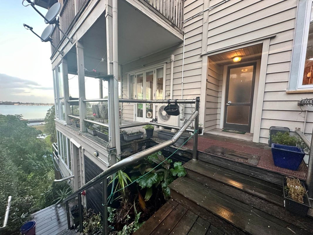 85 Princes Street, Northcote Point, Auckland - Carousel 13