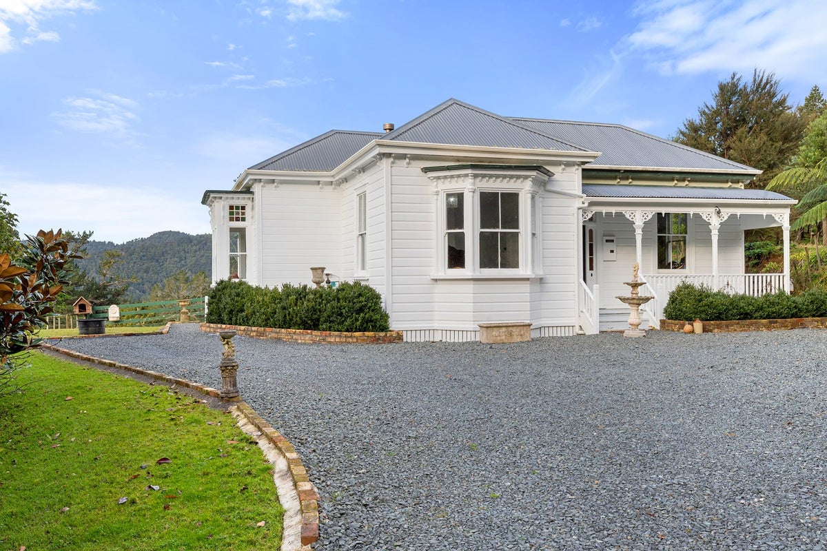 449 State Highway 1, Dome Forest, Warkworth - Carousel 2