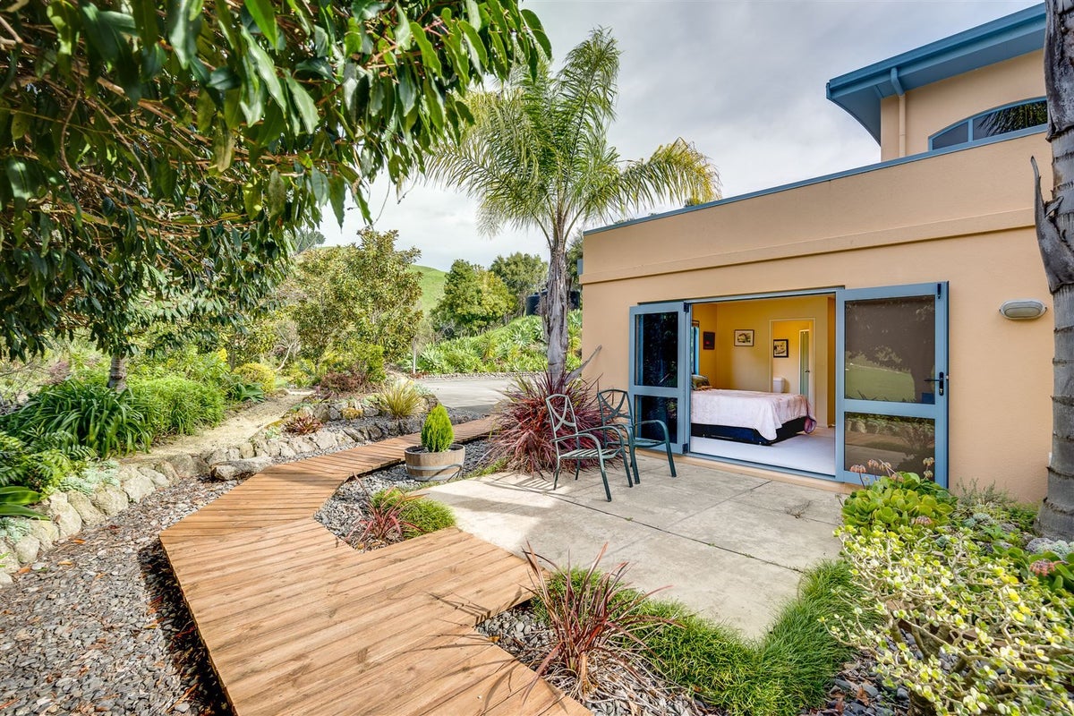 409 Seafield Road, Eskdale, Napier - Carousel 1