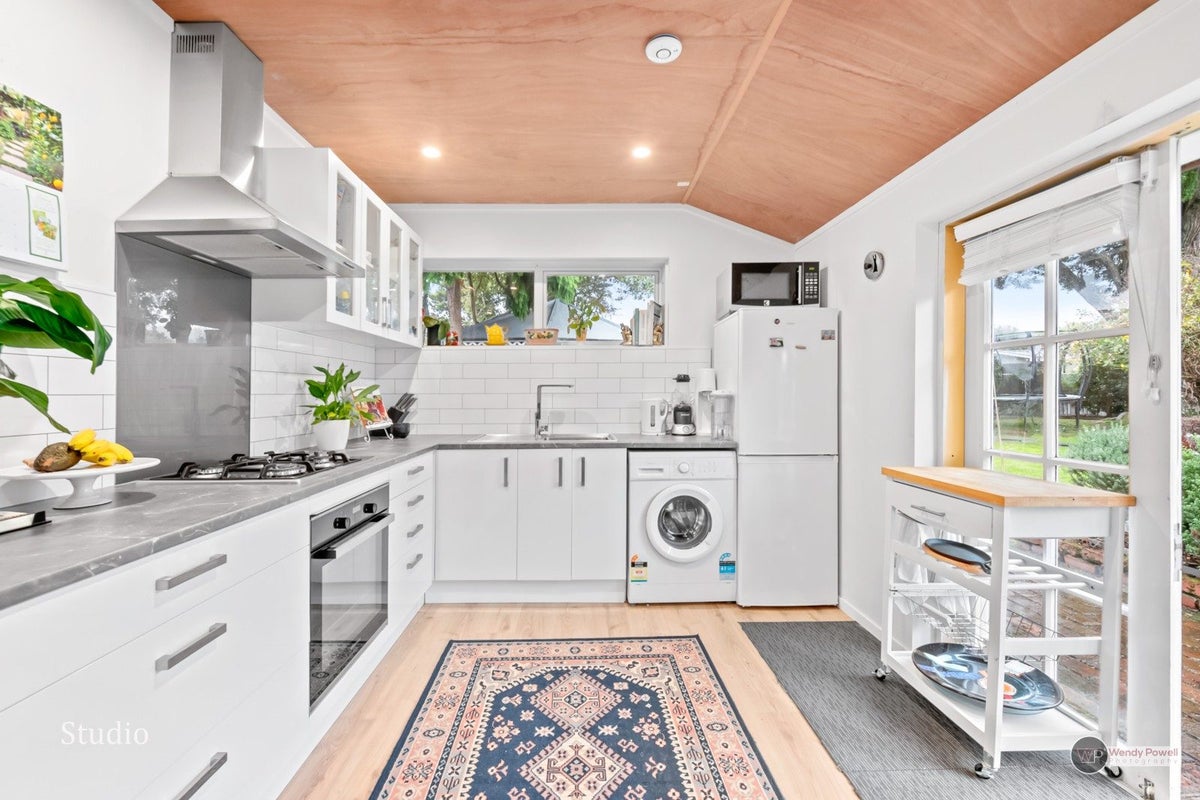 1057 Fergusson Drive, Clouston Park, Upper Hutt - Carousel 29