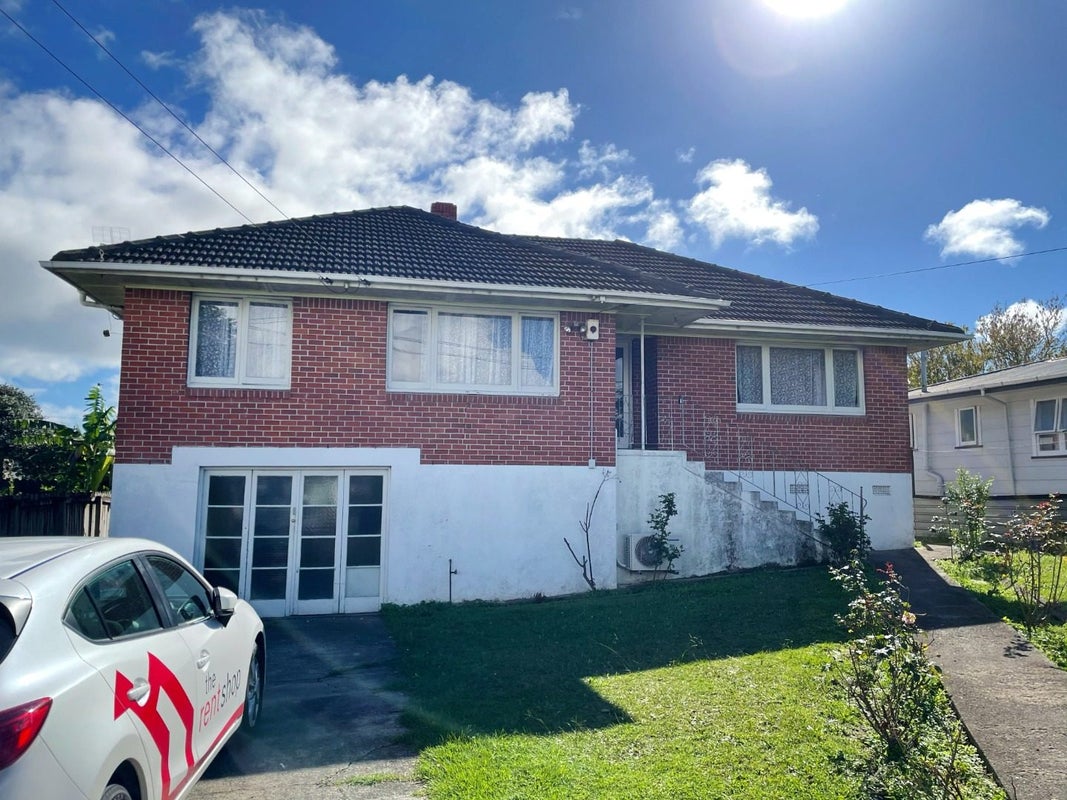 23 Kerrydale Road, Manurewa, Auckland - Carousel 1