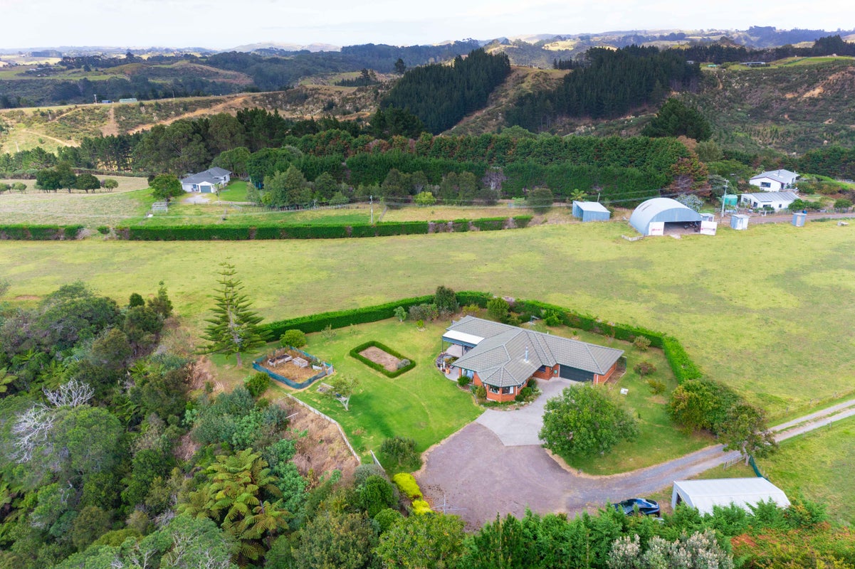 204C Tram Gully Road, Waiuku - Carousel 1