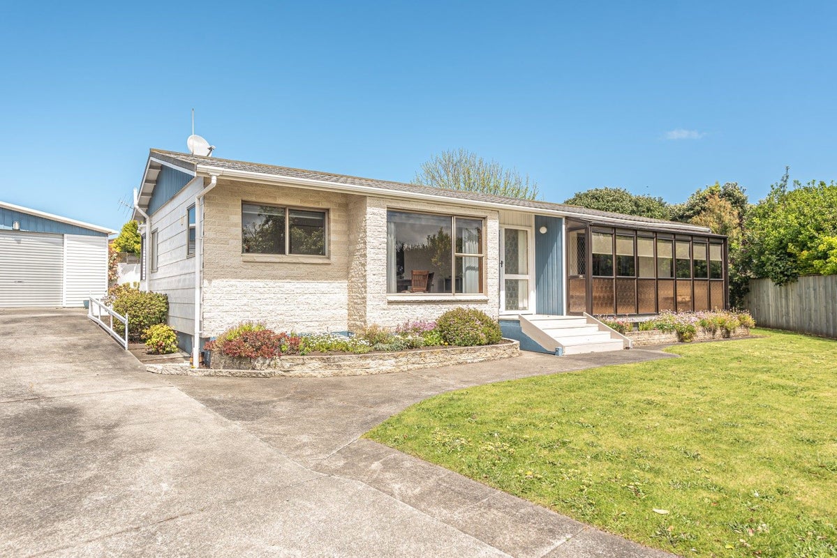 20 Treadwell Street, Springvale, Whanganui - Carousel 1