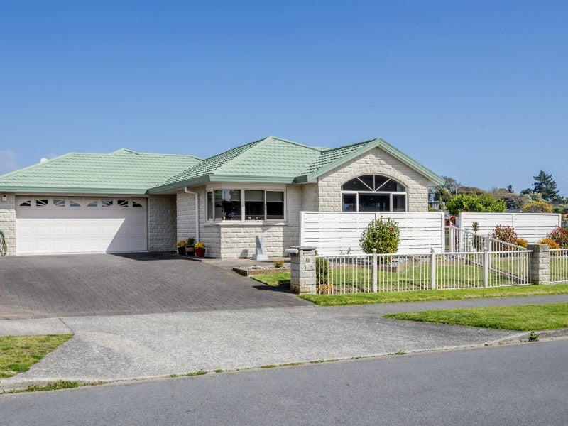 16 Harry Shaw Way, Raumati South, Paraparaumu - Carousel 1