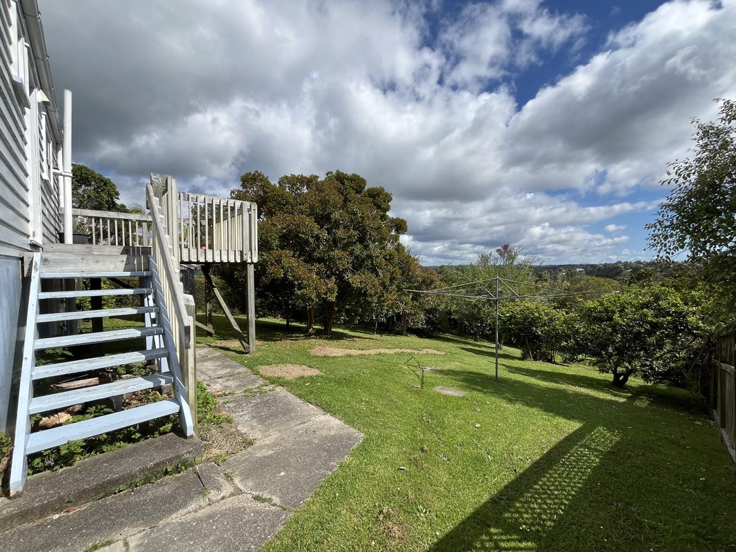 119 Mokoia Road, Birkenhead, Auckland - Carousel 16