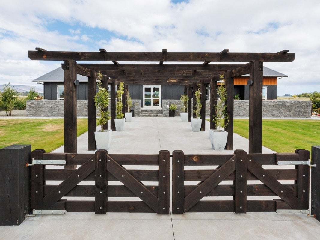195 Akers Road, Linton, Palmerston North - Carousel 2