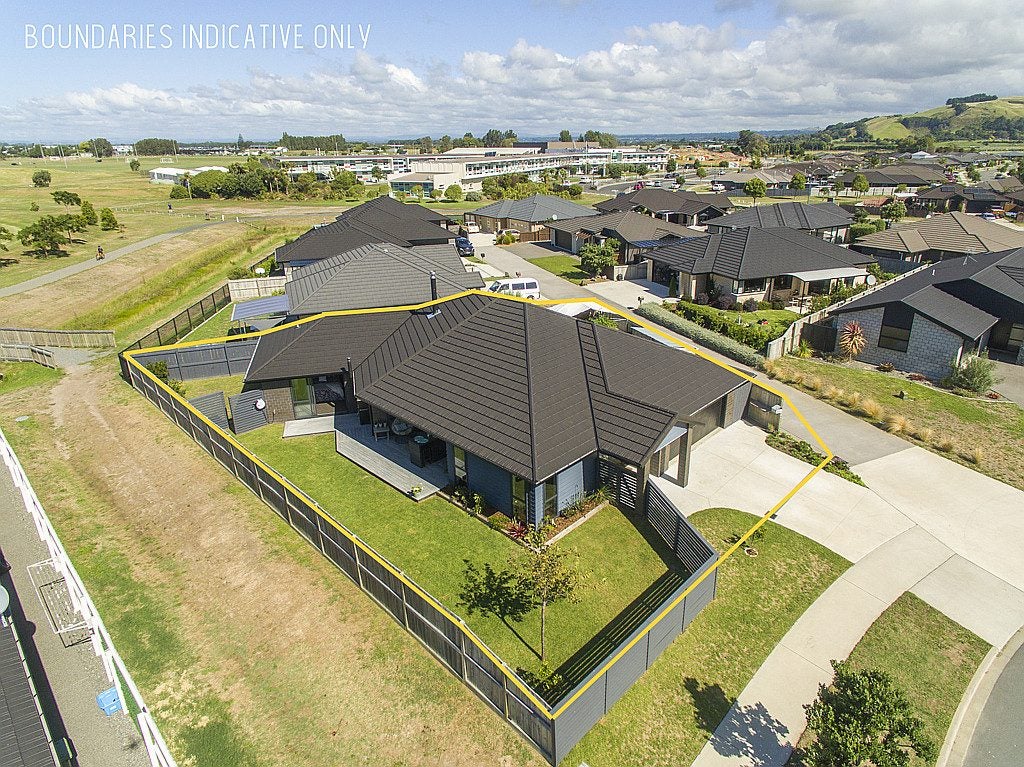20 Drabble Crescent, Papamoa Beach, Papamoa - Carousel 1