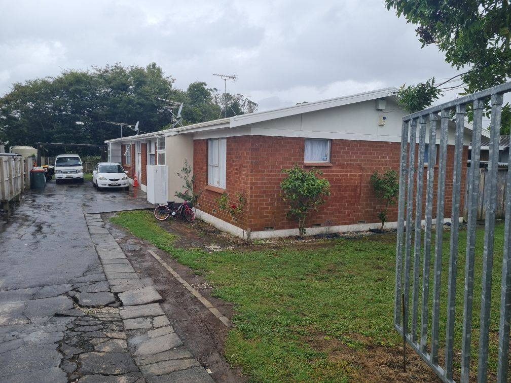 1/16 Greenhaven Avenue, Papakura, Auckland - Carousel 1