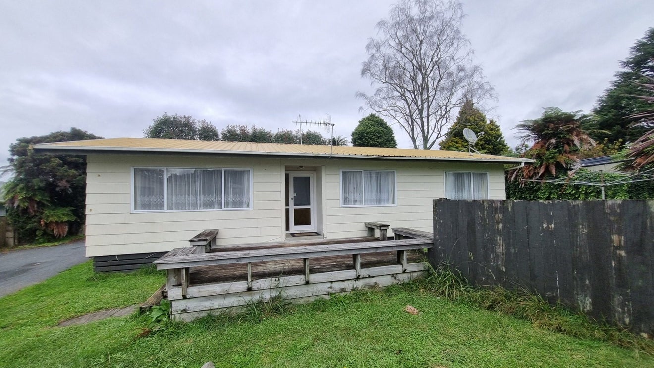 24B Gordon Road, Western Heights, Rotorua - Carousel 1
