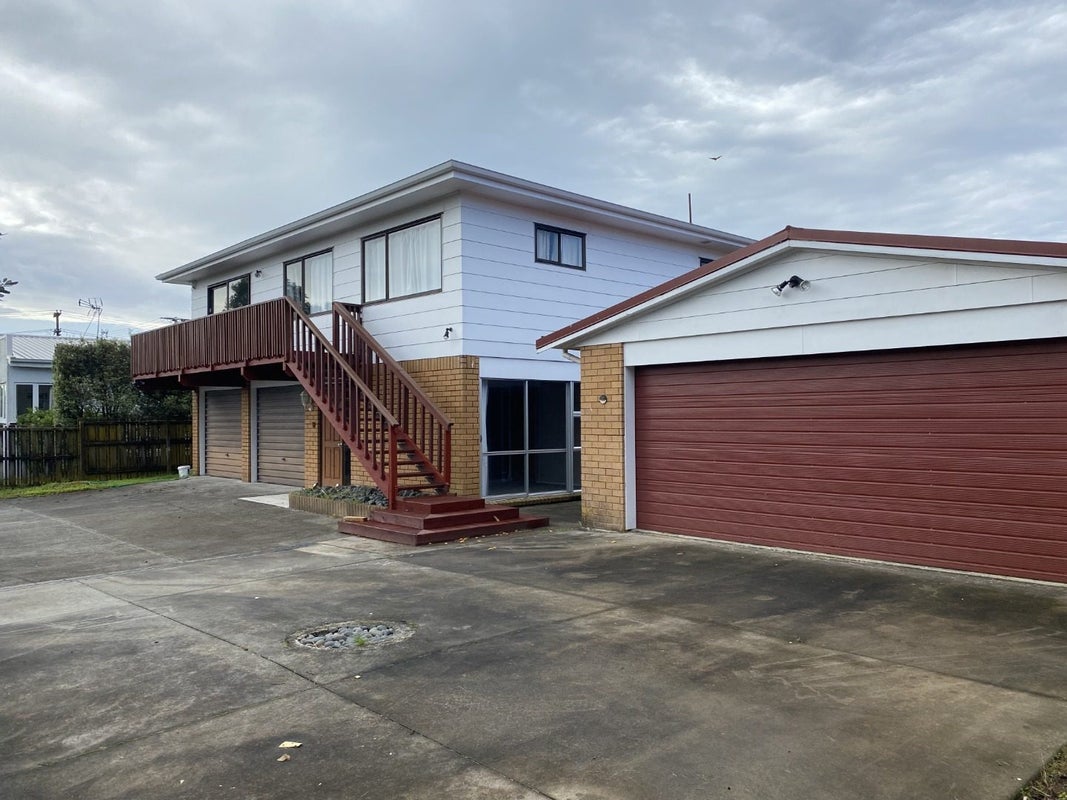 32B Bellevue Road, Brookfield, Tauranga - Carousel 2