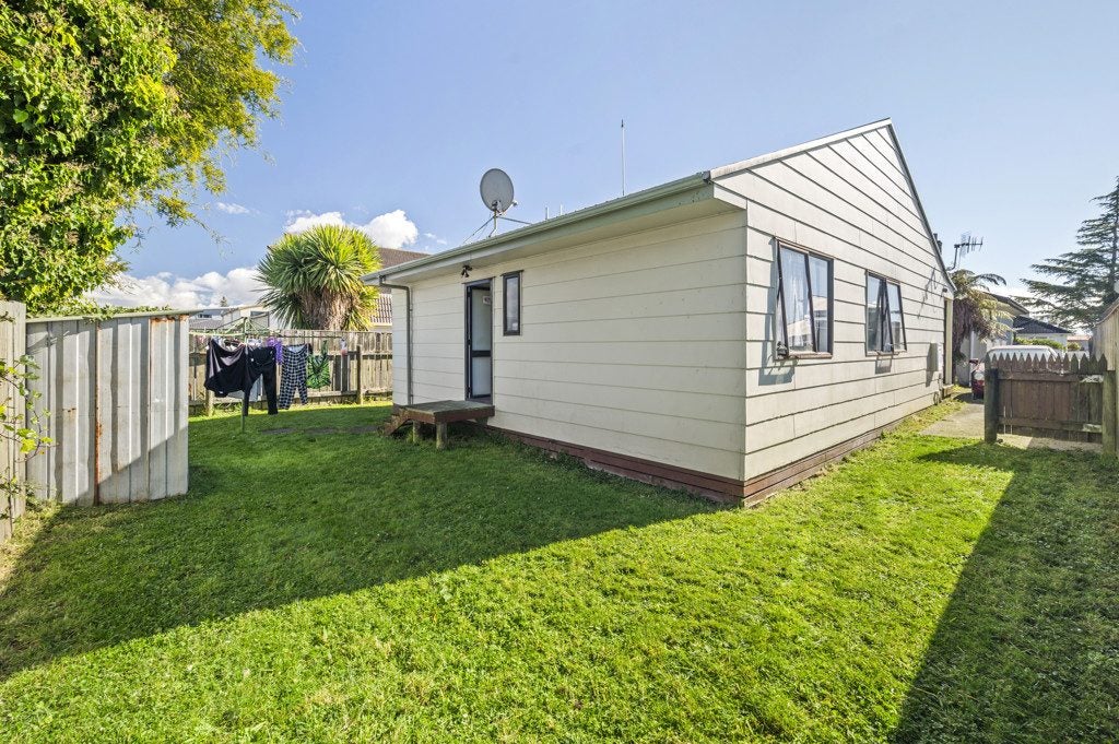 98A Malfroy Road, Victoria, Rotorua - Carousel 1