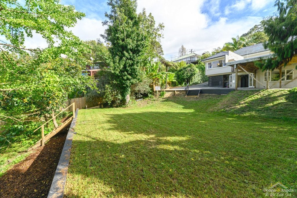 56 West Lynn Road, Titirangi, Auckland - Carousel 2