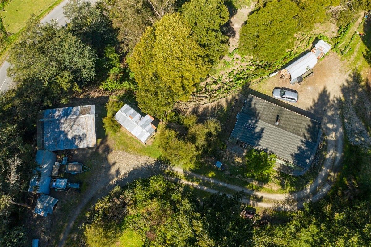 317 Onamalutu Road, Blenheim - Carousel 27