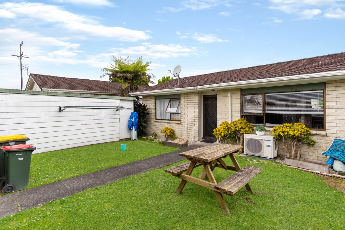 2/49 Marne Road, Papakura, Papakura - Carousel 2