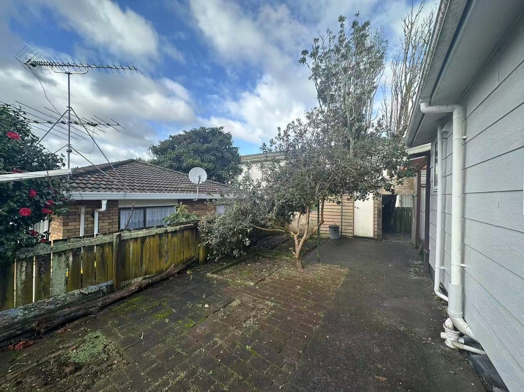 1/17 QUEEN MARY AVE, New Lynn, Auckland - Carousel 17