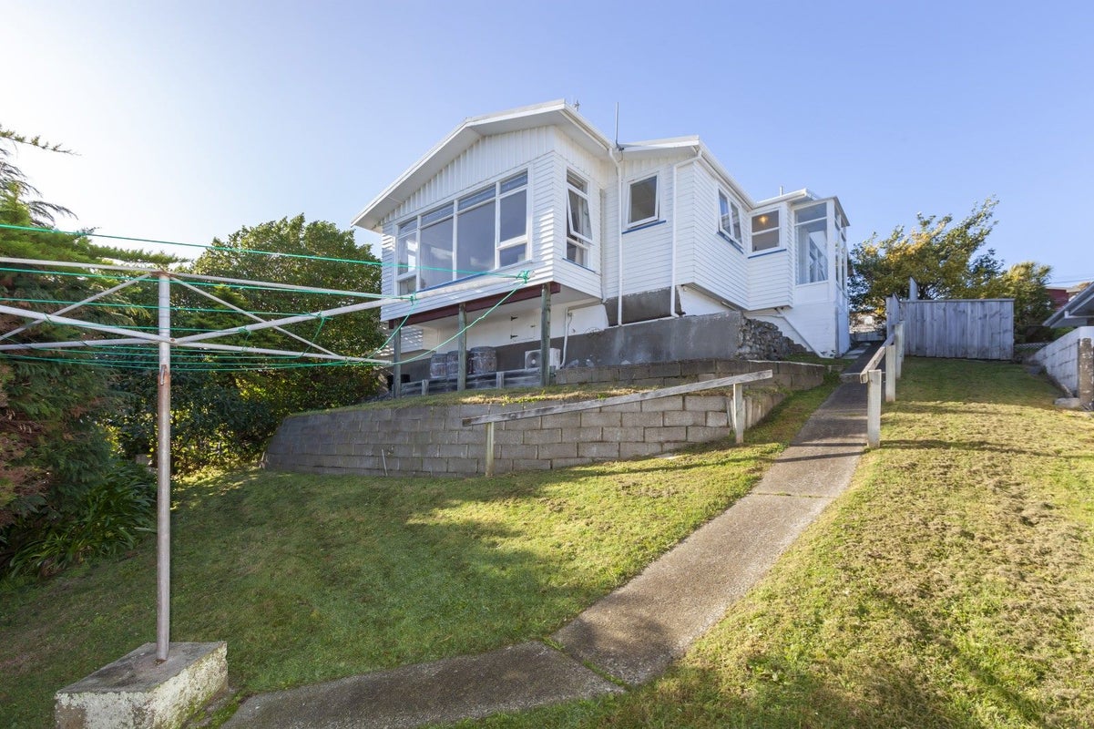 17 Kiwi Road, Raumati Beach, Paraparaumu - Carousel 2
