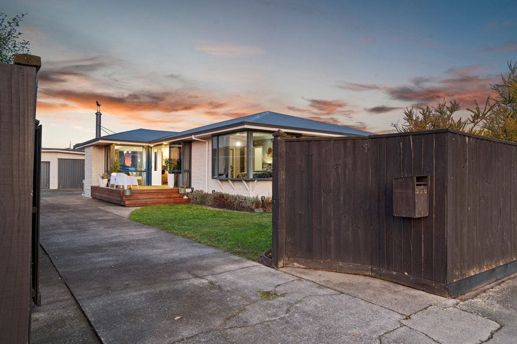 320 Main North Road, Redwood, Christchurch - Carousel 29