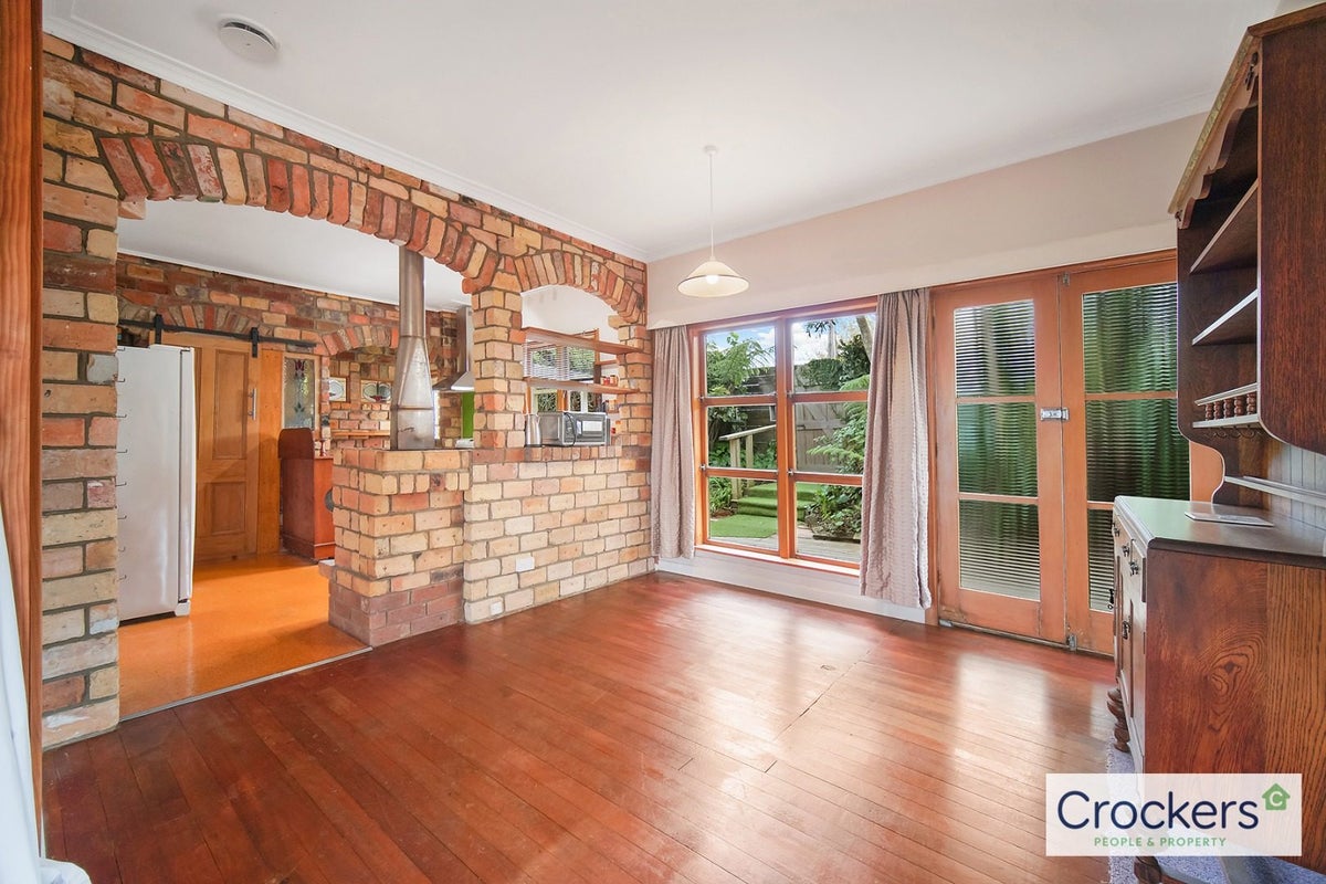 29 Sunset Road, Totara Vale, Auckland - Carousel 2