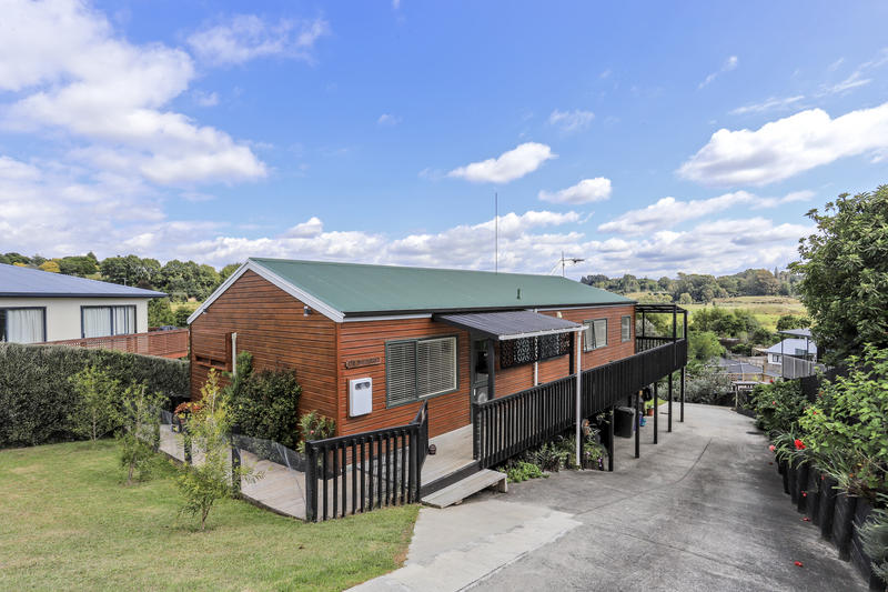 124 Marshall Avenue, Greerton, Tauranga - Carousel 1