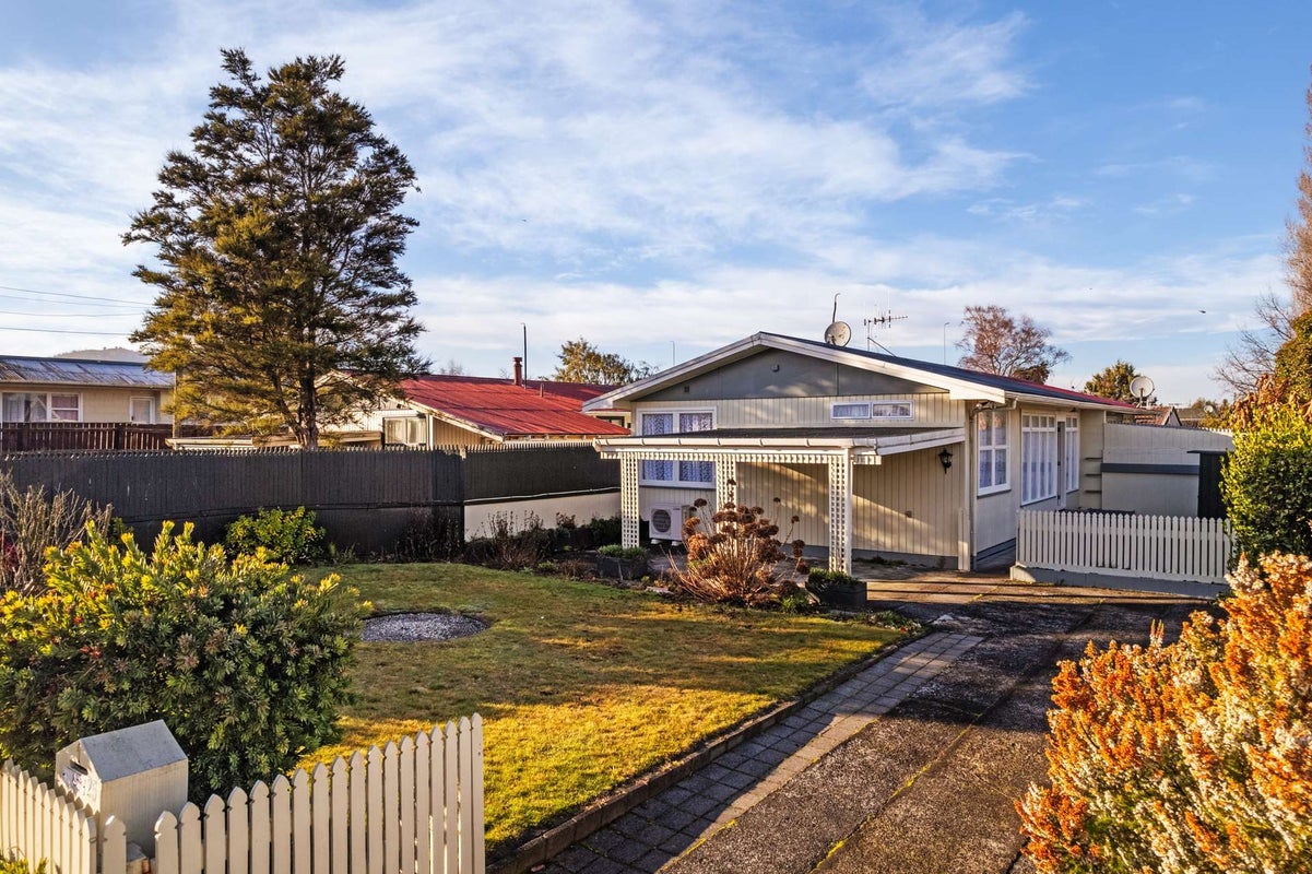 25 Rawhiti Street, Taupo, Taupo - Carousel 1