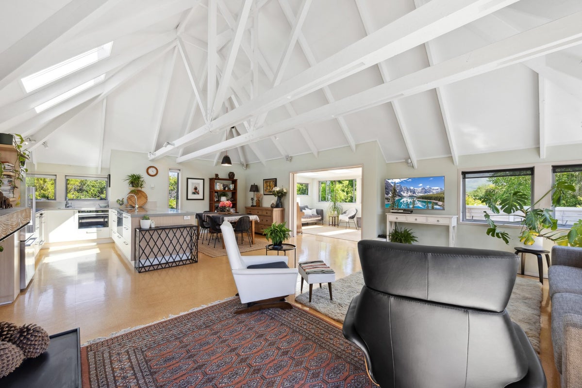 35 Rata Street, Wanaka - Carousel 1