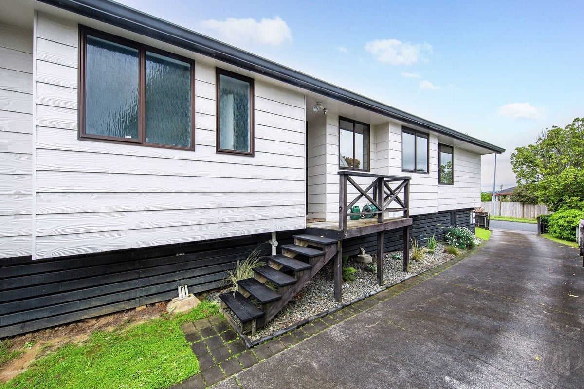 12 Sandgate Avenue, Botany Downs, Auckland - Carousel 25