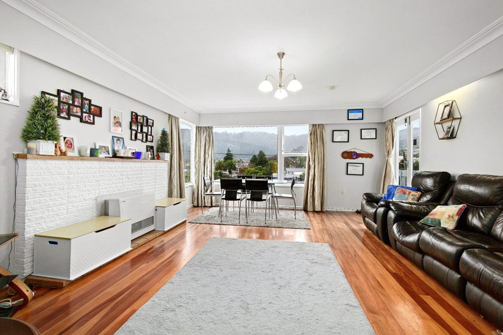 176 George Street, Stokes Valley, Lower Hutt - Carousel 2