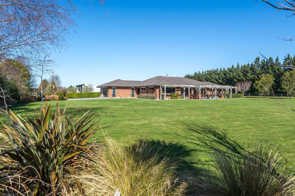 577 Oxford Road, Fernside, Rangiora - Carousel 2