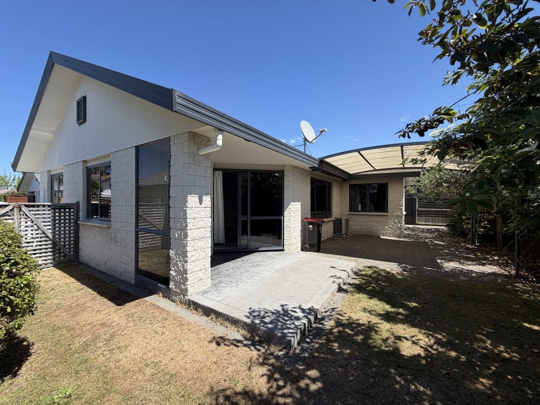 4/304 SOUTHAMPTON STreet West, AKINA, Hastings - Carousel 1