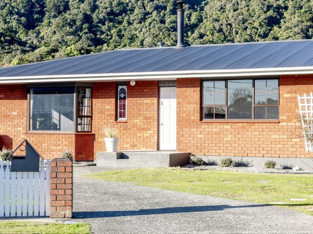 5 Mitchell Place, Cobden, Grey, West Coast - Carousel 50