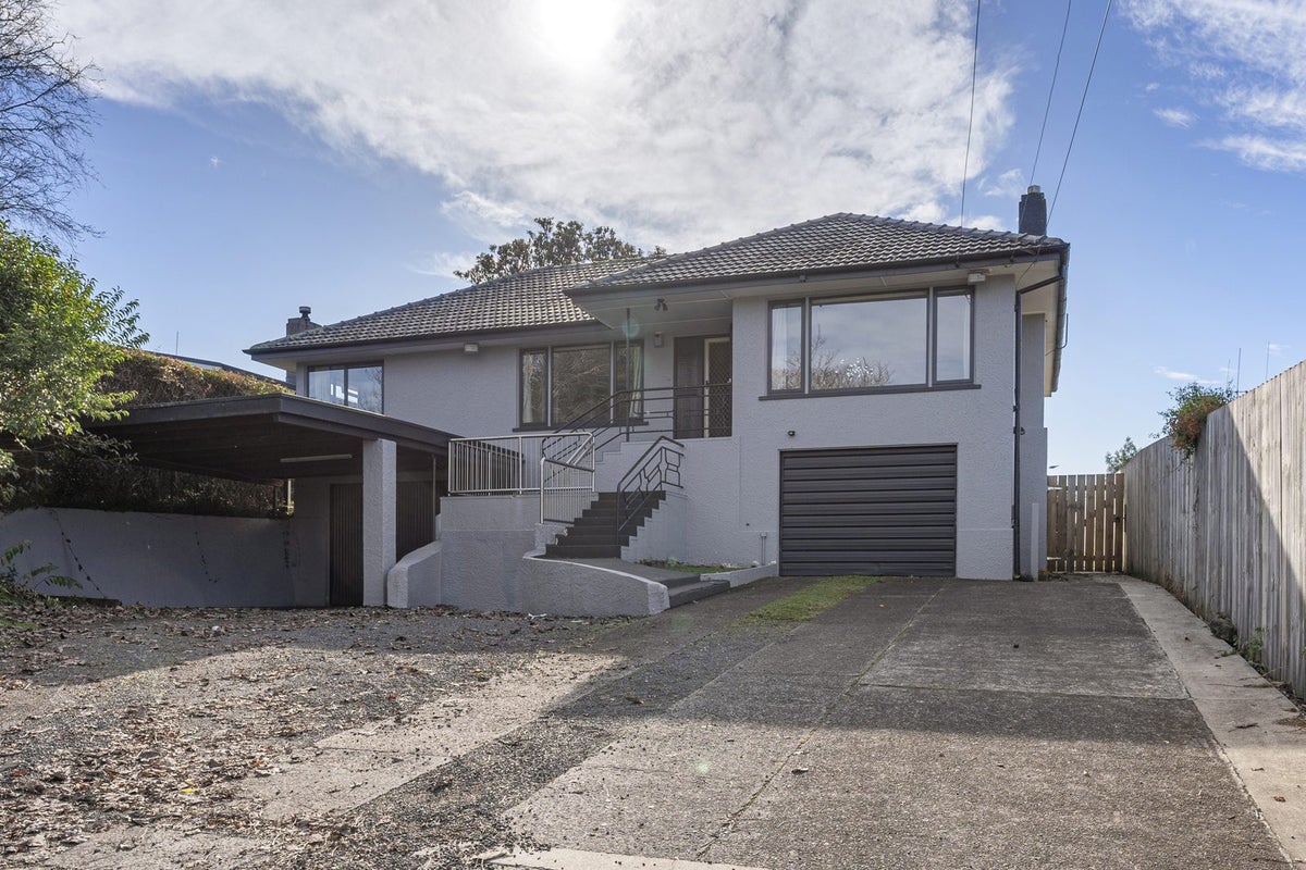 16 Baycroft Avenue, Parkvale, Tauranga - Carousel 2