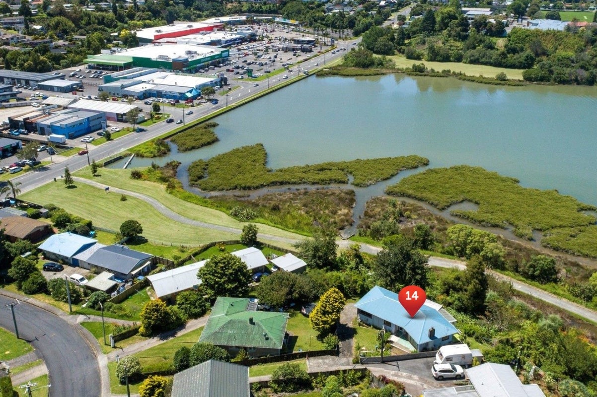 14 Lloyd Street, Parkvale, Tauranga - Carousel 13
