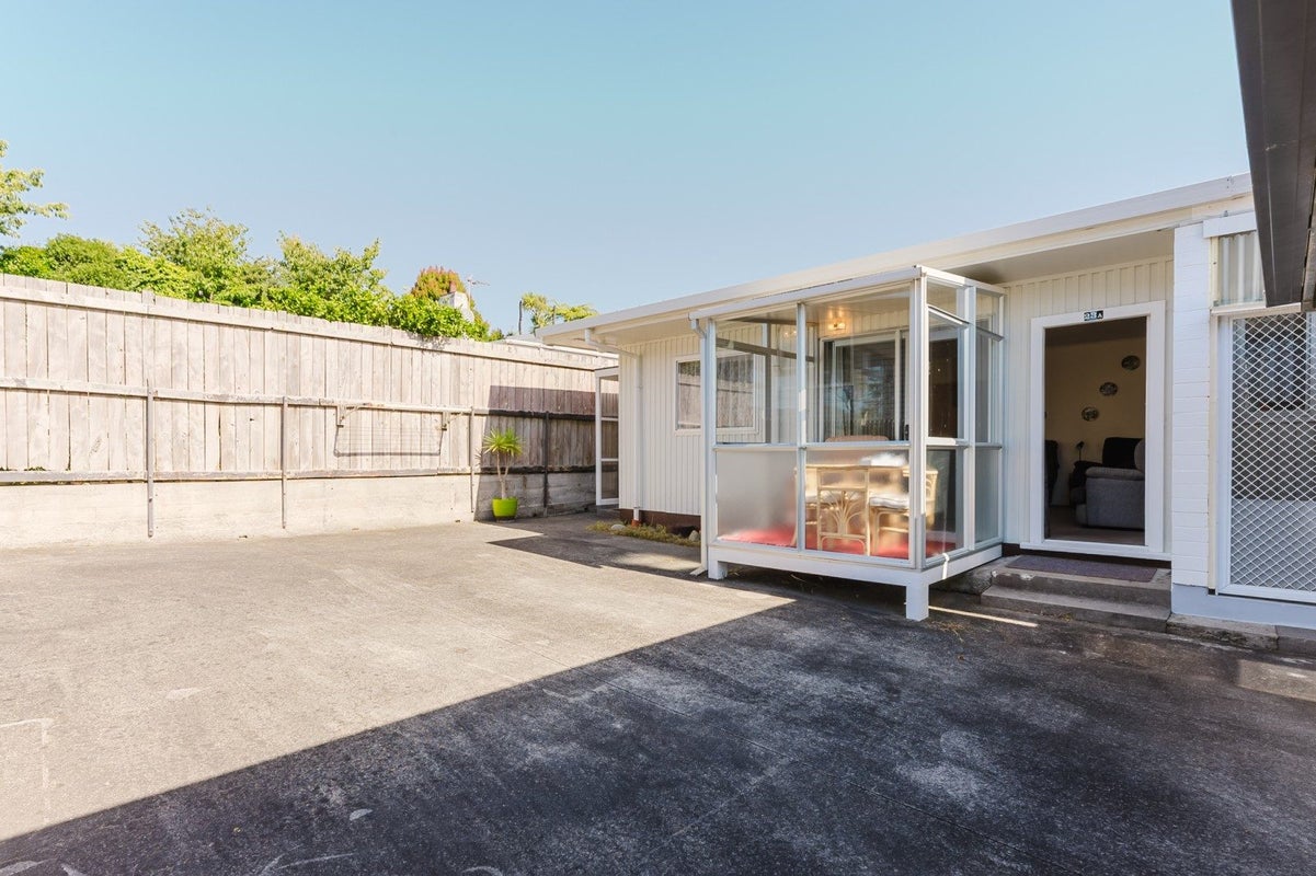 23A Oranga Street, Marfell, New Plymouth - Carousel 1