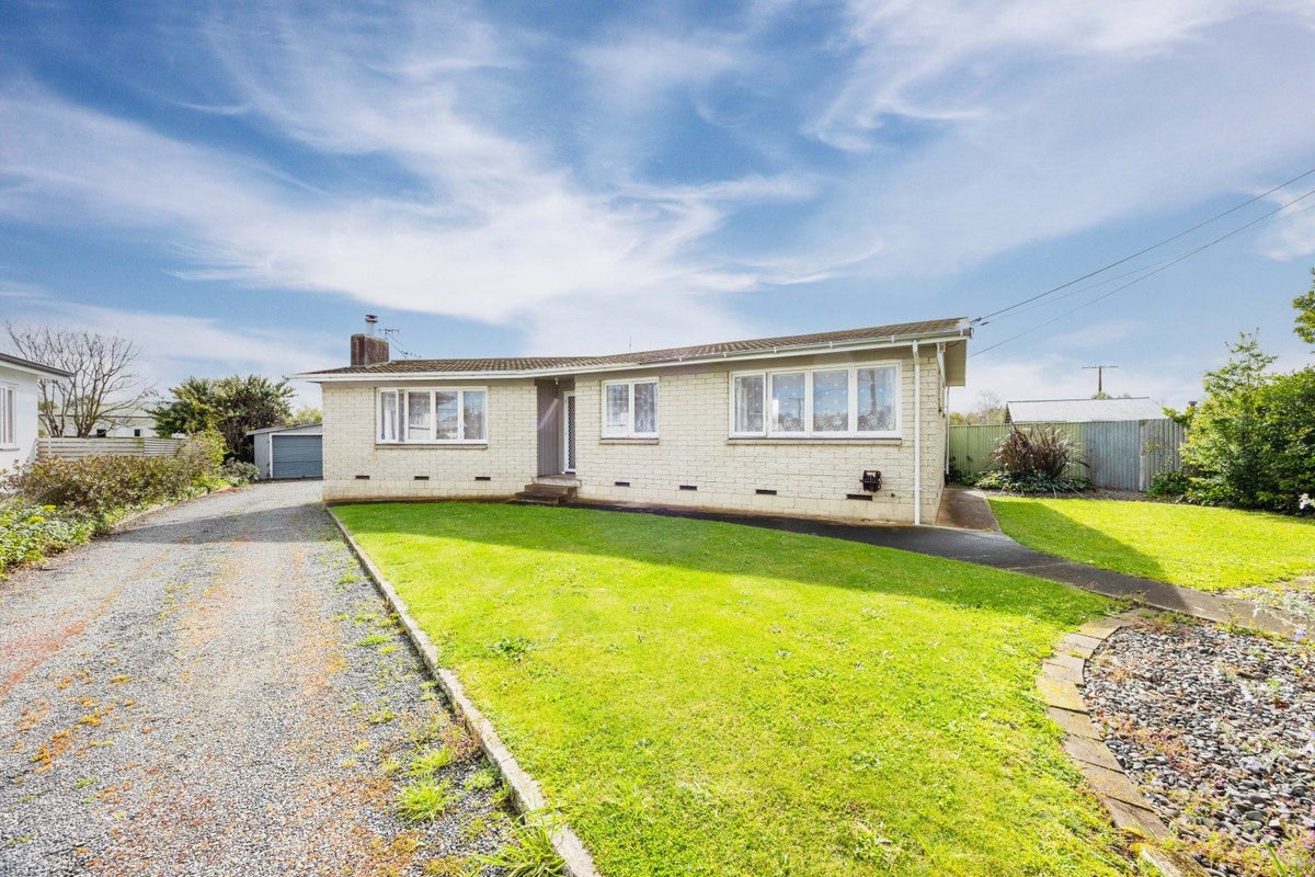 10A Jellicoe Street, Waipukurau, Central Hawke's Bay, Hawke's Bay - Carousel 1