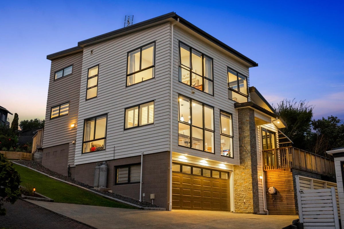 17A Constable Lane, West Harbour, Auckland - Carousel 2