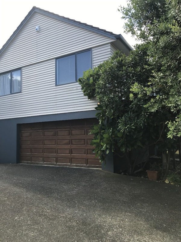 37 Silverton Avenue, Wai o Taiki Bay, Auckland - Carousel 2