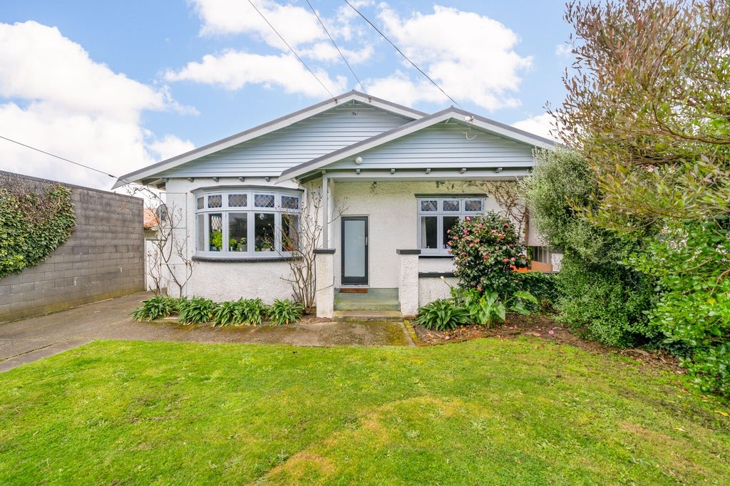 29 Heretaunga Street, Petone, Lower Hutt - Carousel 2