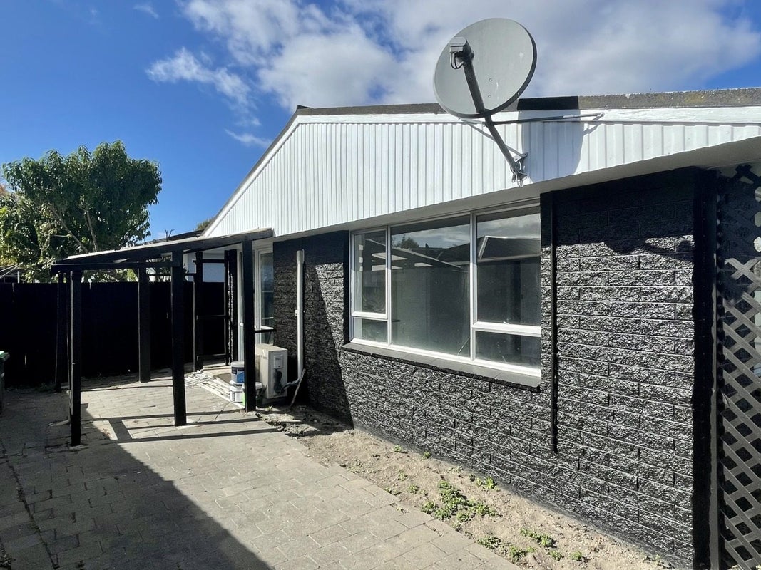 4/417 Worcester Street, Linwood, Christchurch - Carousel 11