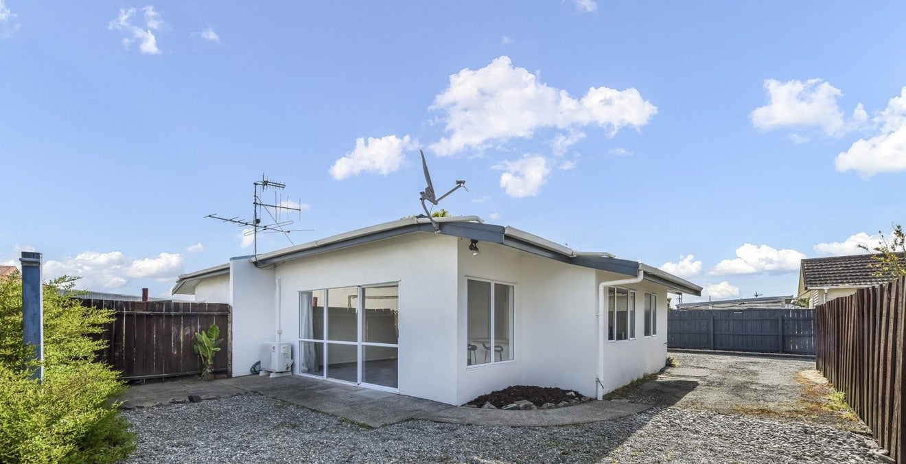 79 Parkers Road, Tahunanui, Nelson - Carousel 1