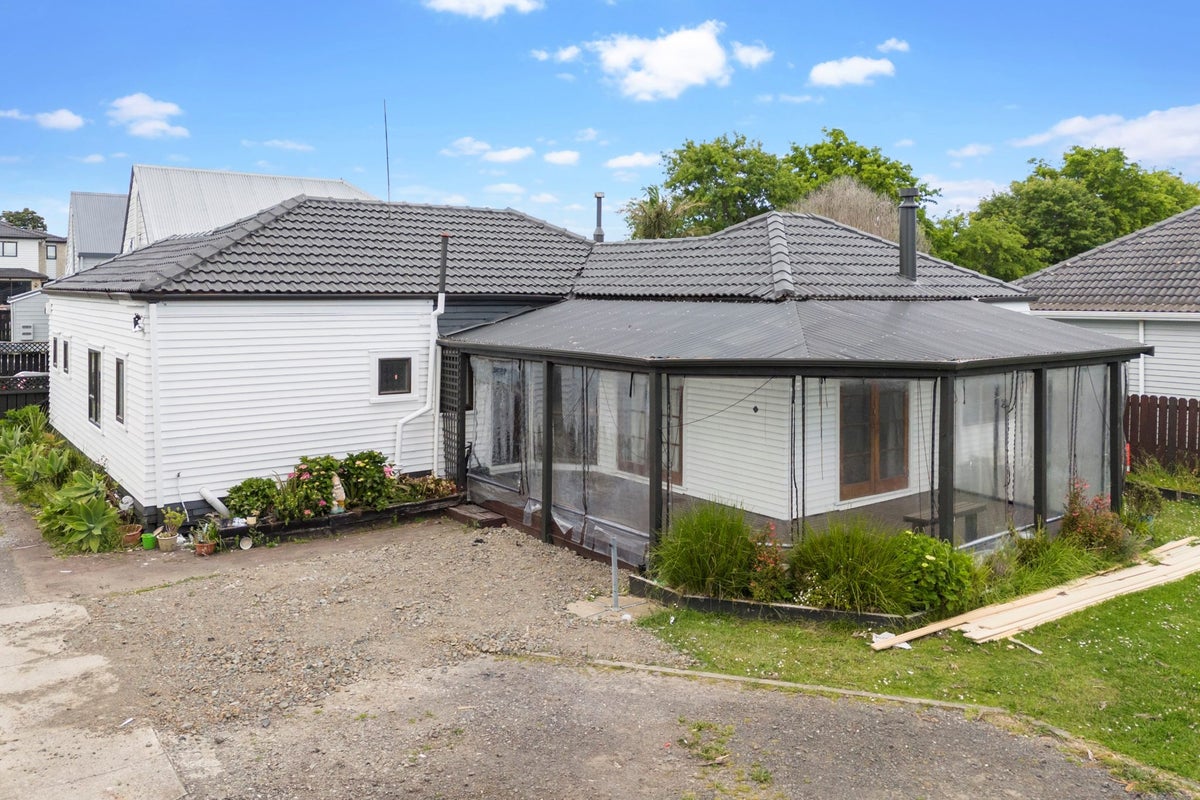 3/47 Pah Road, Papatoetoe, Auckland - Carousel 1