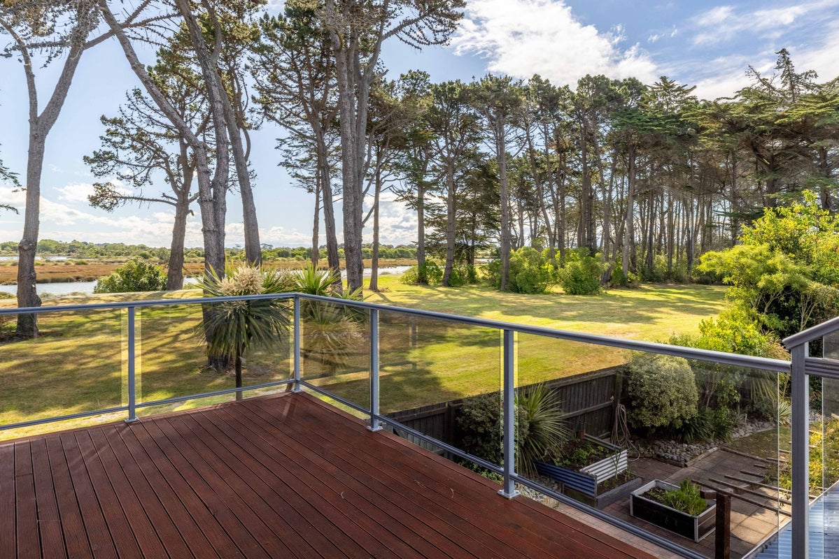 64 Tovey Street, New Brighton, Christchurch - Carousel 1